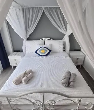 2 Person, With Shared Pool - Awz 253, 1 *